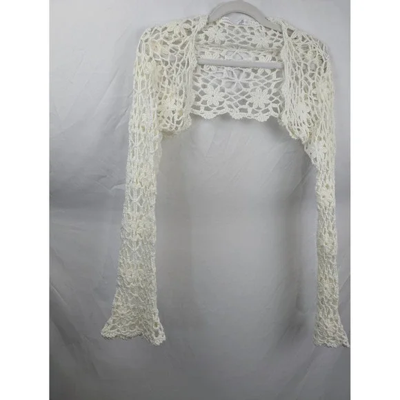 Altar'd State Floral Fairy Crochet Shrug Size M Ivory Long Sleeve Boho Festival - Picture 2 of 8